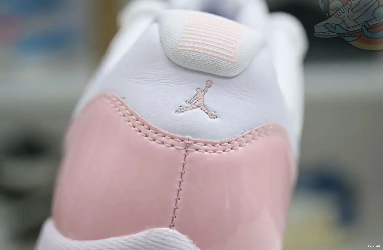 Jordan Low Air 11 Jordan WMNS 0405